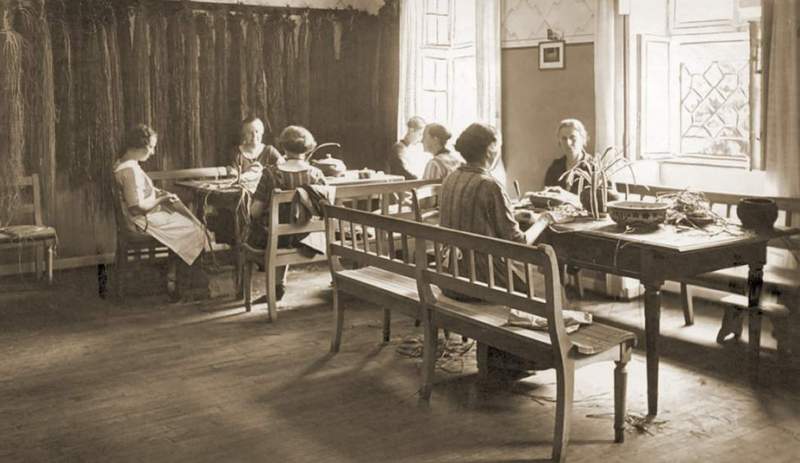 Patientinnen der Heil- und Pflegeanstalt Klingenmünster während der Arbeitstherapie. Foto. Pfalzklinikum. Pressefrei. 