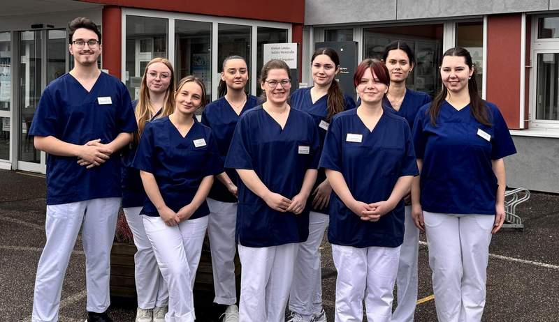 Pflegeauszubildende des Klinikums LD-SÜW leiten eigenständig eine Station im Krankenhaus BZA. Foto. Klinikum LD-SÜW. Pressefrei. 