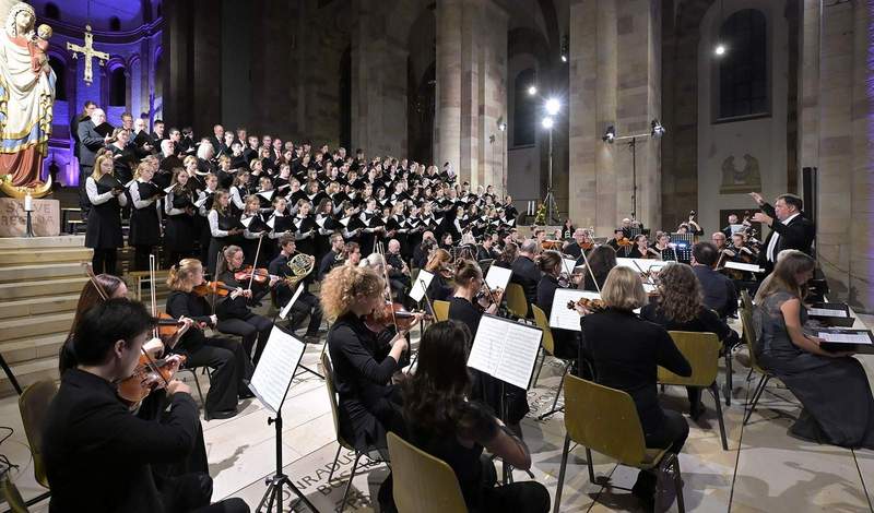 Eröffnungskonzert der Internationalen Musiktage 2024 mit der Kammerphilharmonie MA. Foto. Dommusik SP. Klaus Landry. Pressefrei.