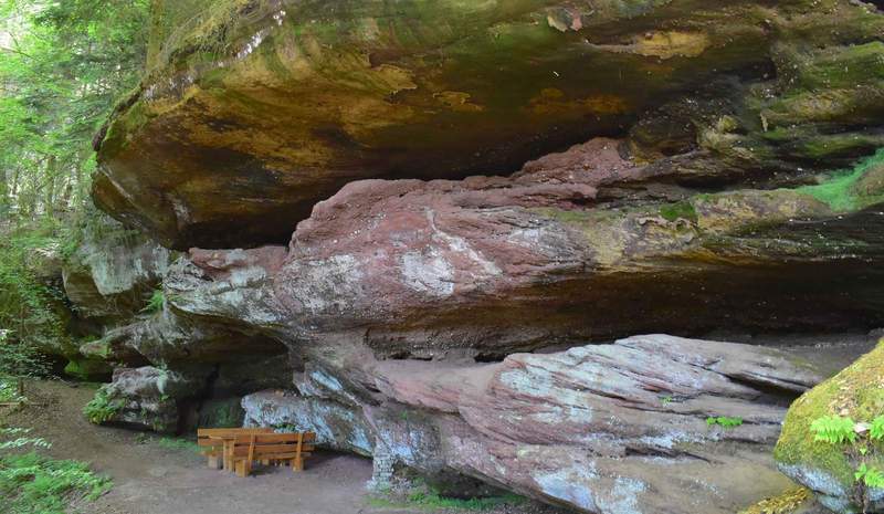 Pirminius Wander- und Erlebnistage vom 2. bis 4. Oktober. Der Luitpold-Felsen gehört zu den Stationen, an denen die Teilnehmer der „Wandern und Singen“-Tour gemeinsam singen. Foto. Harald Kröher. 