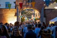 Zur Eröffnung am morgigen Freitag spielen ab 17.30 Uhr die Stadtkapelle am Fischmarkt. Um 17.50 Uhr zieht der Fanfarenzug SP mit Eröffnungsfanfaren auf dem Fischmarkt ein. Text. sp. Foto. sp.
