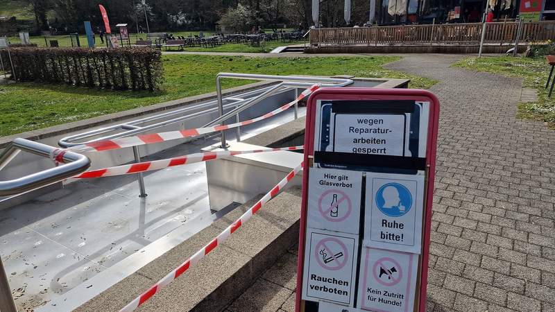 Erst im April sollen die Wassertrete und die Toiletten-Anlage im Kurpark von BZA wieder zugänglich sein ... Foto. rw.