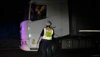 Die Polizei hat das Nachtfahrverbot bei Godramstein auf der B 10 kontrolliert. 