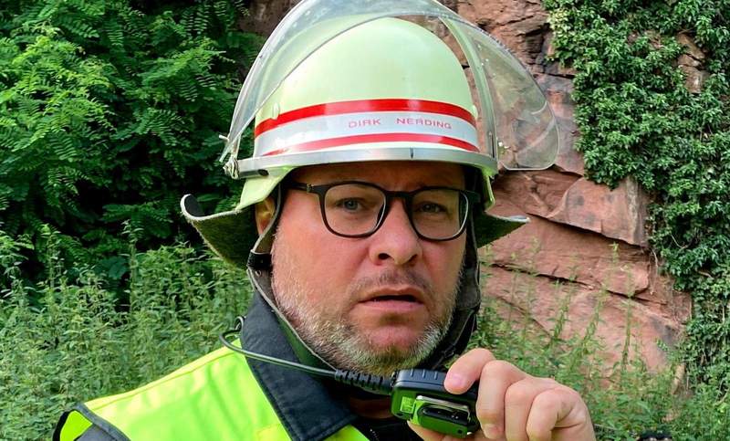 Stehts hoch konzentriert im Einsatz. Der Wehrleiter der VG-Feuerwehr, Dirk Nerding. Foto. Feuerwehr. Frei. 