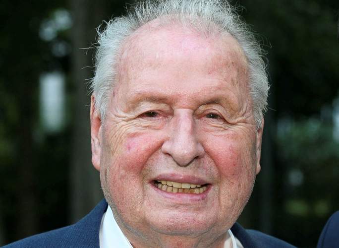 Theo Magin. Ein Politiker vom alten Schlag. Kantig, zugleich ausgleichend und zielstrebig. Im Alter von 92 Jahren ist er am Dienstag gegangen.