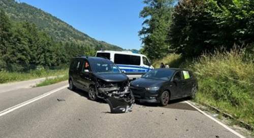 25.06.2026 - Chrash. Auf der B 48. Nach Wendemanöver.