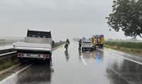 Aufgrund Aquaplaning geriet der Pkw auf der A 65 bei Haßloch ins Schleudern und krachte in einen Kleintransporter.