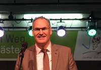 Landrat Dietmar Seefeldt hatte für den gestrigen Freitagabend zum Neujahrskonzert der Kreismusikschule nebst seines Jahresrückblicks nach Maikammer eingeladen. Foto. KV. SÜW. Frei.