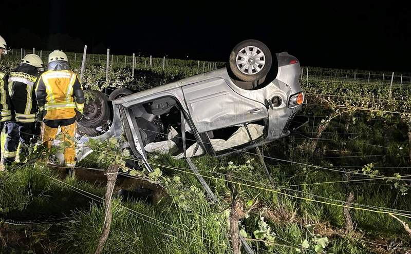 Überschlag auf der A 65 bei Kirrweiler in der heutigen Sonntagfrüh. 