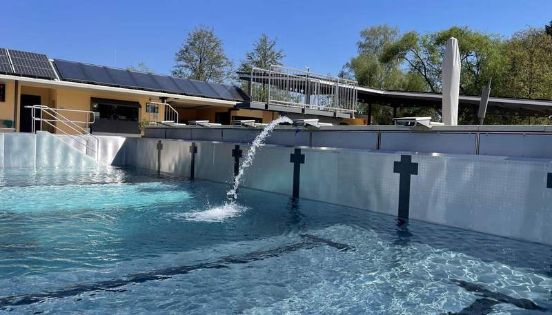 Die Vorbereitung zur Eröffnung der Freibadsaison in Edesheim laufen. Foto. VG-Verwaltung. Frei.