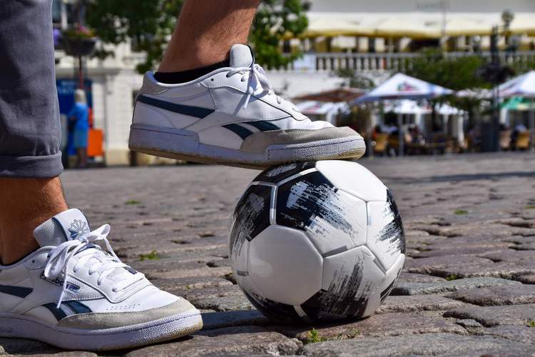 LD freut sich auf die WM. Symbolfoto. Stadt. LD. Frei. 