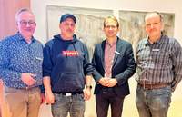 Von links. Edenkobens Beigeordneter Eberhard Frankmann, Betriebsleiter Felix Kreß, Bürgermeister Daniel Salm und Werkleiter Martin Hanke. Foto. VG. Edenkoben. Frei.