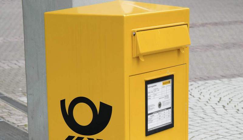 Am DHL-Shop in PS wurde ein Post-Briefkasten aufgebrochen.
