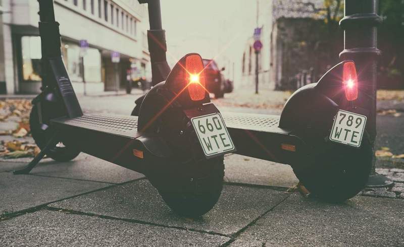 Die Bilanz der E-Scooter-Kontroll-Woche der Polizei NW fällt weitgehend positiv aus.