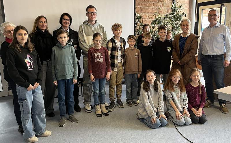 Verkehrserziehung in der Schule. Die Kids aus Dahn sind Sieger im Kreis SWP.