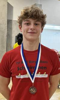 Mit 0:59,45 min über 100m Freistil die Schallmauer durchbrochen. Artur Dietz von der Schwimmabteilung des TV BZA. Foto. TV BZA. Pressefrei. 