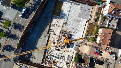 16.07.2026 - Sparkassen-Neubau. Montag beginnt nächste Betonage. Sperrung der Landwehrstraße.
