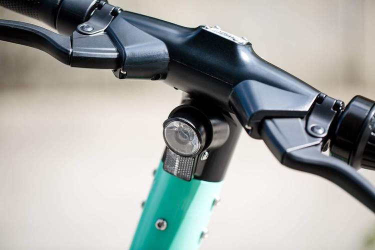 Bei einer Verkehrskontrolle in BZA wurde ein vor Wochen gestohlener E-Scooter sichergestellt. 