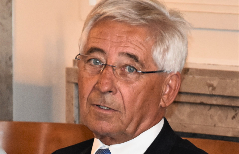 Landau trauert um Dr. Christof Wolff. Foto. Stadt. LD. Frei. 
