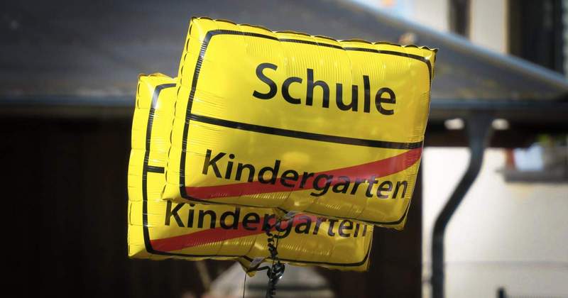 Ab dem kommenden neuen Schuljahr müssen in Grundschulen auf Wunsch Schüler bis zu 8 Stunden (auch freitags) betreut werden. Zudem ist ein Ferien-Betreuungsangebot vorgesehen. 