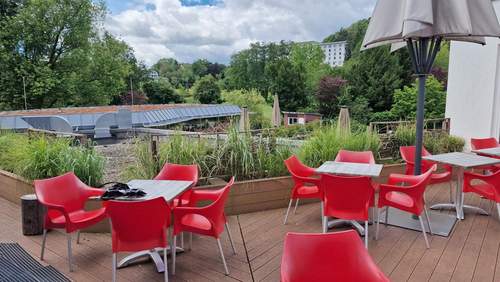 12.06.2026 - Juwel aufpolieren. Das Erlebnis Südpfalz-Therme. Immer tres chique halten. Und wieder Millionen-Gewinn.