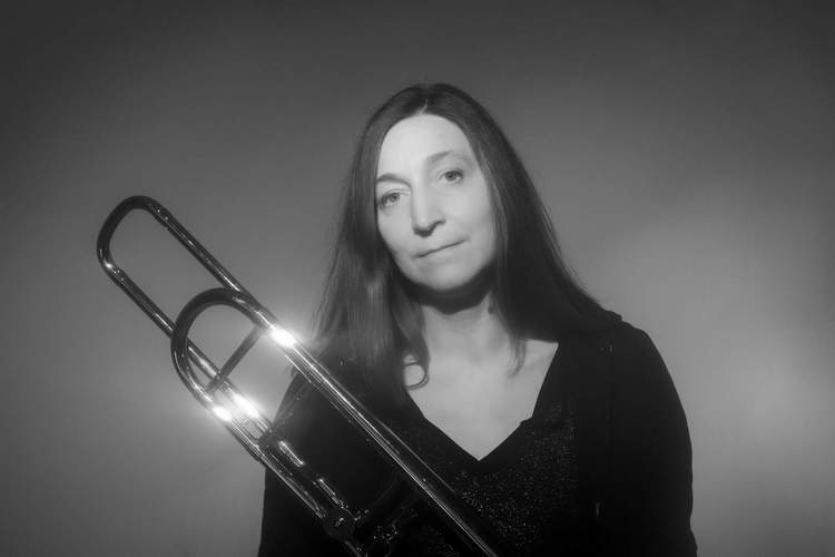 Anke Lucks, Jazz-Posaunistin und Komponistin, erhält den Förderpreis. Foto. Dovile Sermorkas. Pressefrei. 