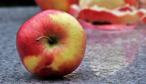 24.08.2026 - An apple a day keeps the doctor away. Von wegen ...
