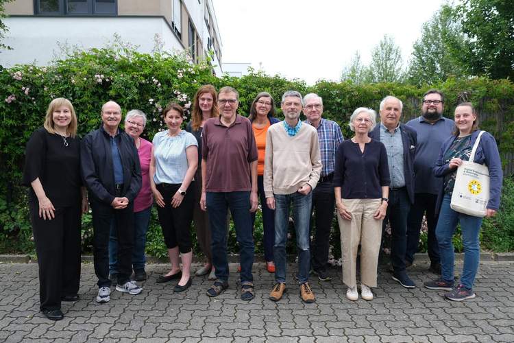 Die im Landkreis SÜW tätigen Digitalbotschafter trafen sich in LD mit weiteren Teilnehmenden, um sich auszutauschen. Foto. KV. SÜW. Frei. 