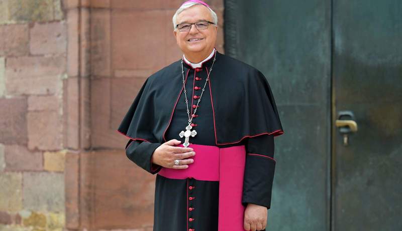 Der bisherige Bischof des Bistums SP, Karl Heinz Wiesemann wird am kommenden Sonntag mit einem Gottesdienst im Dom verabschiedet. 