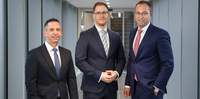 Seit 1. Januar 2026 Generalbevollmächtigte der VR-Bank Südpfalz. Von links. Timo Rinck, David Mika und Tino Klink. Foto. VR-Bank Südpfalz. Pressefrei. 