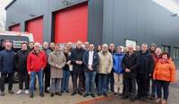 Bei der offiziellen Einweihung der Multifunktions- und Fahrzeughalle waren Vertreter der örtlichen Politik, Verwaltung und des DRK anwesend. Foto. DRK-Ortsverein Herxheim. Frei. 
