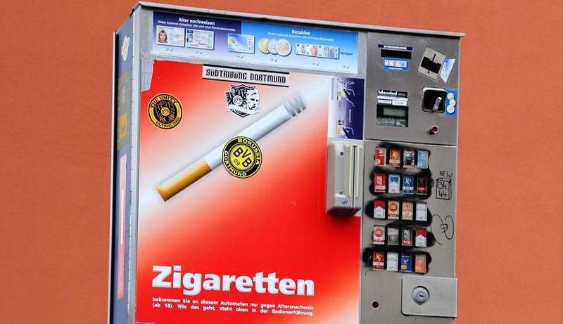 In Bornheim wurde am Freizeitcenter ein Zigarettenautomat geknackt und geplündert.