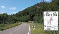 Das Schild sagt alles ... Foto. W.G. Stähle.