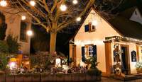 Bornheim liegt bei der Bewertung im Landesentscheid des Wettbewerbes "Unser Dorf hat Zukunft" ganz vorne. Auch Kirrweiler zählt zu den Gewinnern. Hier ein Foto vom Ortszentrum vom großen Krippenmarkt in der Adventszeit. 