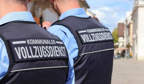 07.10.2026 - Kontrolle. Verbotenes Radeln in FuZo.