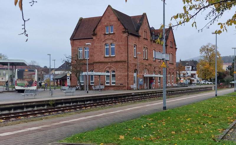 Die beliebte Bahnhof-Gaststätte von BZA wird laut neuem Pächter voraussichtlich im Oktober wiedereröffnet. Foto. rw. 