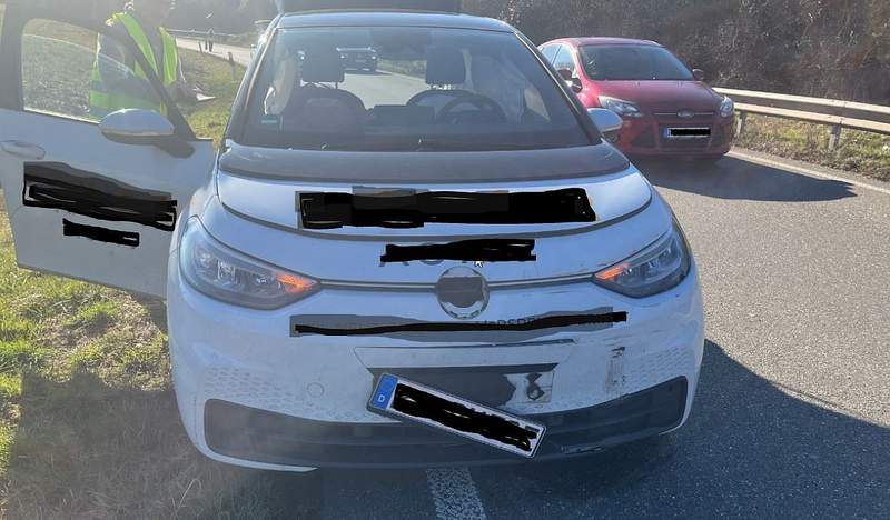 Gekracht hat es am Montagnachmittag am Übergang der A 65 bei LD-Nord auf die B 272 Richtung SP.