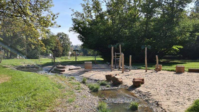 Die Endabrechnung für die Offenlegung des Erlenbaches im Kurpark liegt nun vor. Gesamtkosten. Rund 5,3 Millionen Euro. Foto. Netz. Frei. 