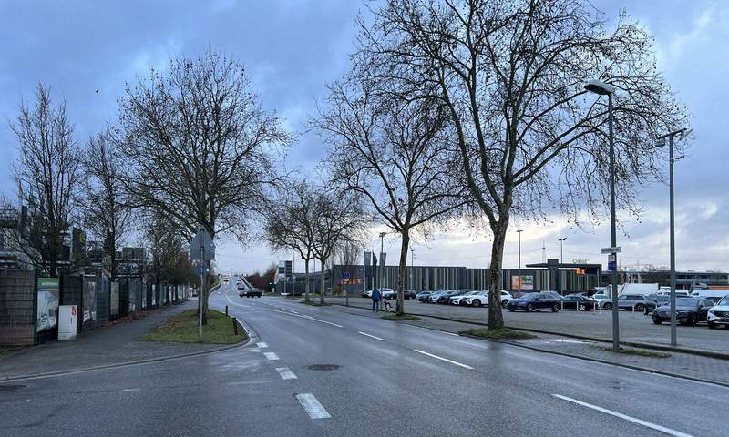 Die LDer Herrenbergstraße wird unter Vollsperrung saniert. Foto. Stadt. LD. Frei. 
