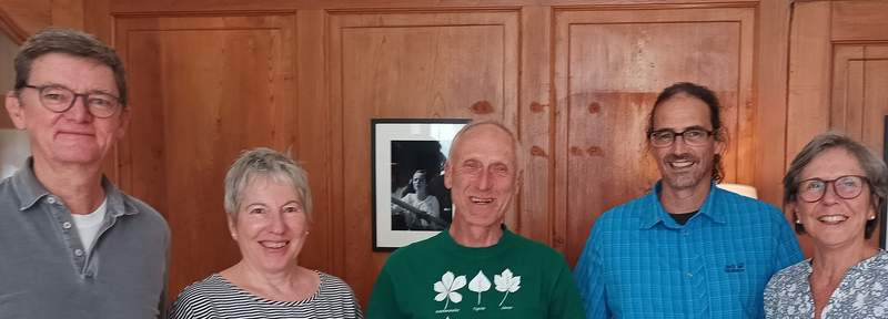 Das adfc-Vorstands-Team des Kreisverbandes LD-SÜW. Von links. Michael Biebinger, Ute Sautter, Michael Schindler, Andreas Barlang und Annelene Stripecke. Nicht auf dem Foto ist Dieter Wilking. Foto. adfc. Frei.