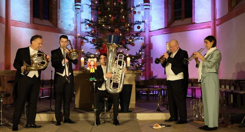 Seit Jahren gastiert Harmonic Brass für ein Adventskonzert in der Südpfalz. Bisher immer in der Marktkirche in BZA. Diesen Advent in der protestantischen Kirche in Billigheim. 