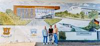 „Wir schaffen was – Mitmachaktion“. Bürgermeister Marcus Schaile (rechts) mit Adrienne Mellein und Gerhard Welauer vor der neu gestalteten Unterführung. Foto. Stadt. GER. Pressefrei. 