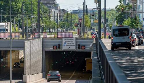 18.06.2026 - Gesperrt. Karoline-Luise-Tunnel. In Fächerstadt.