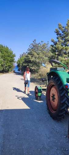 Angekommen. Am Wasser des Mittelmeeres in der Türkei. Birgit Getto macht sich auf zum Strand. Foto. Getto.
