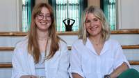 Laura Hess (links) und Ellen Weinberger (rechts) packen das Thema Gleichstellung in Landau jetzt in Vollzeit an. Foto. Stadt. LD. Frei.