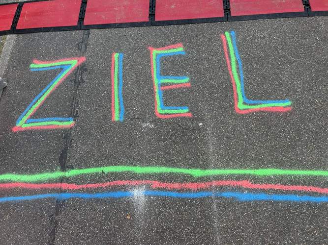 ... sondern vor allem das Ankommen. Start und Ziel ist in Gommersheim. Fotos. VG. Edenkokoben. Frei. 