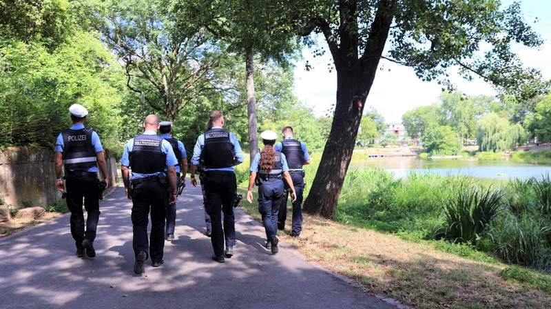 Ab sofort bestreifen Mitarbeitende des Kommunalen Vollzugsdienstes und der Polizei insbesondere in den Nachmittags- und frühen Abendstunden verstärkt den Ostpark in LD. Foto. Stadt. LD. Frei. 
