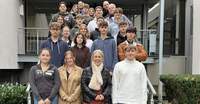 Die teilnehmenden Mitglieder des Jugendforums mit Landrätin Dr. Susanne Ganster. Foto. KV. SWP. Pressefrei. 