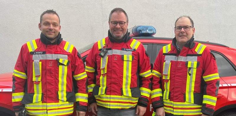 Mit den Kameraden wird gelacht. Foto. Feuerwehr BZA. Frei. 