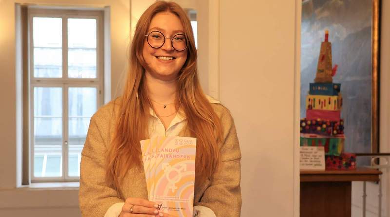 Gleichstellungsbeauftragte Laura Hess freut sich auf viele Gäste beim Ideenstammtisch am 28. April. Foto. Stadt. LD. Frei. 